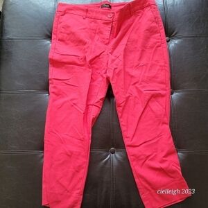 💥4 for $25💥 Dalia Pink capris